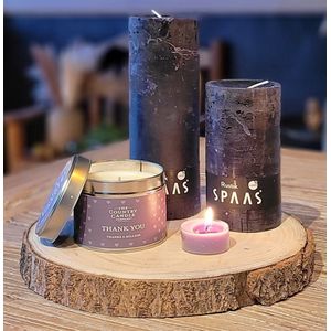 28 Delige XL Geurkaarsen Set SPAAS© Kaarsen Cadeau Idee - THANK YOU (Black) - Kaarsen Plankje met 1 Grote Country Candle Geurkaars + 24 Clearlight Geurkaarsen 'Morning Breese’ + 2 Rustieke Stompe Kaarsen (60 en 95 Branduren)