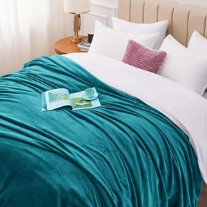 Inovra ® Zachte en Lichte Turquoise Fleece Deken voor Bank en Bed - 130 x 150 cm