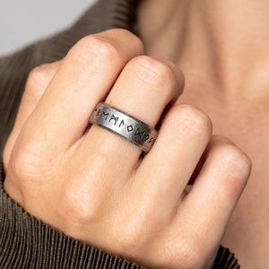 Zentana Noorse Runen Ring - Viking Runenschrift - Nordic Runes - RVS - 12 / breed