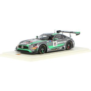 De 1:43 Diecast Modelcar van de Mercedes-Benz SLS AMG GT3 HTP Motorsport #85 van de 24H Spa in 2017.De dirvers waren E. Sandstrom / F. Schiller en D. Baumann.Dit schaalmodel is beperkt tot 300 stuks. De fabrikant is Spark.