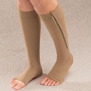 Professionele Compressiekousen / Steunkousen - Small / Medium - Mannen & Vrouwen - Elastische Kousen / Compressie sokken Voor Optimale Steun & Compressie Voor Heren & Dames - Beige