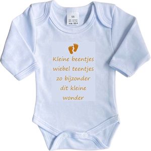 La Petite Couronne Romper Lange Mouw ""Kleine beentjes wiebel teentjes zo bijzonder dit kleine wonder"" Unisex Katoen Wit/tan Maat 56