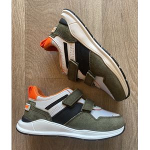 Hip sneaker velcro maat 35
