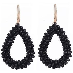 Tibri 535 - Zwarte druppel oorbellen - Drop earrings - goudkleurige pin - Oorbellen met zwarte kralen - Dames oorbellen