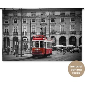 Wandkleed Rood zwart wit - Zwart-wit foto met een rode tram Wandkleed katoen 180x120 cm - Wandtapijt met foto XXL / Groot formaat!