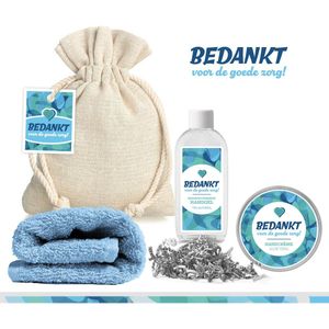 Geschenkset ""Bedankt voor de goede zorg"" - 4 Producten - 200 gram | Giftset voor hem & haar - Dag van de zorg - Linnen zakje - Thuiszorg - Vrijwilligerswerk - Zorgteam - Ziekenhuis - Zorgmedewerkers - Zorgwerk - Kraamzorg - Mantelzorg