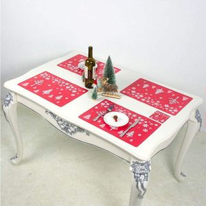 18-delige kerst PVC placemats onderzetters bestekset wasbaar hittebestendig kerstboom hittebestendige placemats voor eettafeldecoratie (rood)