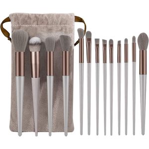 13-delige make-upborstelset met zachte haren en pluche tas