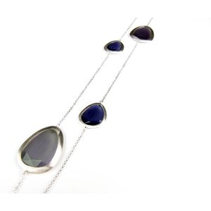 Zilveren halsketting halssnoer collier Model Playfull Colors gezet met lila en blauwe stenen