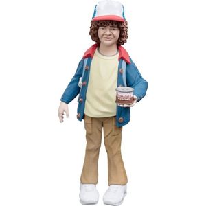 WETA Workshop Stranger Things: Vinyl Mini Epics - Dustin Henderson (Season 1) Figuur