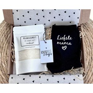 Moederdag cadeauset | Liefste Mama | Sokken (maat 39/42) / Himalaya Badzout | Mama | Verjaardag Moeder