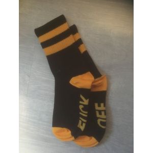 Zachte sokken met de tekst Fuck Off - Kleur Oranje - Tekstsokken - Unisex - Maat 36-40