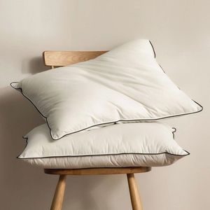 Luxe Donskussen Set van 2 - 50 x 75 cm - Zacht Medium Slaapkussen van Biologisch Katoen