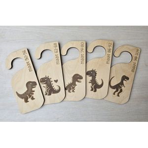 maathangers Dino – baby kledinghanger – maat 50 tm 104 – 5 stuks