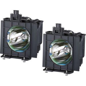 Beamerlamp geschikt voor de PANASONIC PT-D5100 beamer, lamp code ET-LAD57W. Bevat originele NSHA lamp, prestaties gelijk aan origineel.