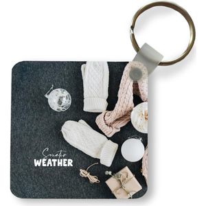 Sleutelhanger - Uitdeelcadeautjes - Winter - Trui - Quote - Plastic - Kerst - Cadeau - Kerstcadeau voor mannen en voor vrouwen