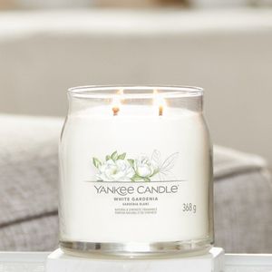 Yankee Candle Geurkaars Medium - met 2 lonten - White Gardenia - 11 cm / ø 9 cm