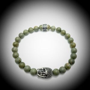 Natuursteen Armband met 925 Sterling Zilver Skull / Buddha / Boedha Bedel van 13 gram Zilver , Handgemaakte Edelsteen Armband met 8mm (Silver Mist Jaspis) kralen .