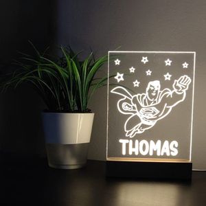 Nachtlampje (LED) met naam SUPERMAN - 15 x 20 cm - Gepersonaliseerd | Nachtlamp Babykamer | Nachtlamp Kinderkamer