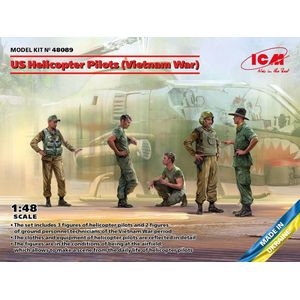 ICM Modelbouwpakket Helikopters - 48089 US Helicopter Pilots Vietnam War Plastic - 1:48