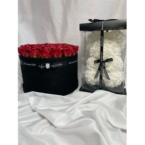 AG Luxurygifts rozen box - velvet - flower box - soap roses - roses last for ever - cadeau - luxe - kerst - cadeau set - cadeau box - luxe - Valentijnsdag