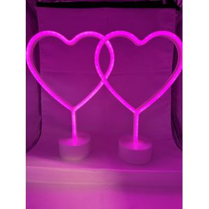 LED hart met neonlicht - Set van 2 stuks - roze neon licht - hoogte 29.5 x 20 x 8.5 cm - Werkt op batterijen en USB - Tafellamp - Nachtlamp - Decoratieve verlichting - Woonaccessoires