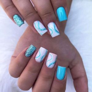 Press On Nails - Nep Nagels - Blauw - Wit - Glitter - Short Oval - Manicure - Plak Nagels - Kunstnagels nailart - Zelfklevend