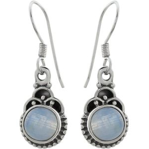 Zilveren oorbellen met hanger dames | Zilveren oorhangers, ronde maansteen met bewerkte rand en details