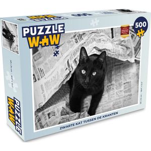 Puzzel Zwarte kat tussen de kranten - Legpuzzel - Puzzel 500 stukjes