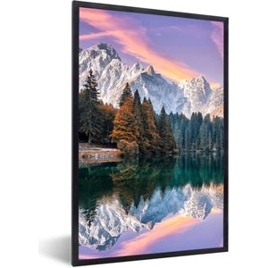 Poster in lijst - Natuur - Bergen - Bomen - Water - Fotolijst - Wanddecoratie - Poster - Slaapkamer - Kader - 20x30 cm - Kamerdecoratie - Foto in lijst - Muurdecoratie - Poster frame - Kerstversiering - Kerstdecoratie voor binnen - Kerstmis