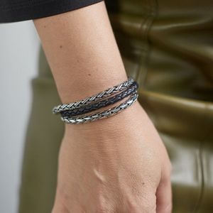 SILK Jewellery - Zilveren Wikkelarmband - Fox - 265BLK.21 - zwart leer - Maat 21