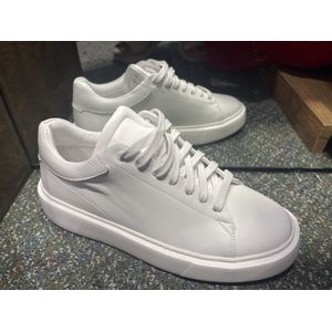 Witte leren sneakers | 42