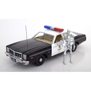 De 1:18 Diecast Modelcar van de Dodge Monaco Police of the Movie Terminator. De fabrikant van het schaalmodel is Greenlight. Dit model is alleen online beschikbaar