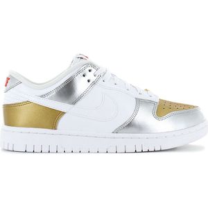 Nike Dunk Low Heirloom (W) - Dames Sneakers Sportschoenen Schoenen Gold-Zilver-Wit DH4403-700 - Maat EU 43 US 11