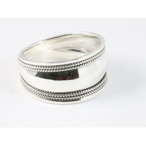 Brede hoogglans zilveren ring met kabelpatronen - maat 23