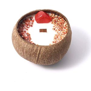 Kaars - Handgemaakte Kokos Kaars - Rood kleur - Met kristallen en gedroogde bladeren - Houten lont - 100% Natuurlijke Sojawas - Geurkaars - Cadeau - Sham's Art