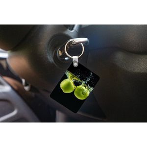 Sleutelhanger - Appels - Fruit - Water - Zwart - Groen - Uitdeelcadeautjes - Plastic