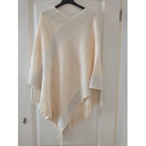 Dames gebreide warme poncho Francina ecru gebroken wit zilver one size