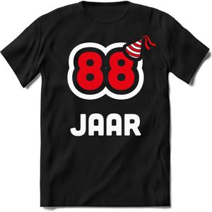 88 Jaar Feest kado T-Shirt Heren / Dames - Perfect Verjaardag Cadeau Shirt - Wit / Rood - Maat XL