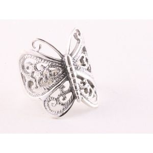 Grote opengewerkte zilveren vlinder ring - maat 16