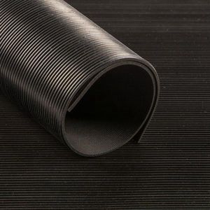 Rubbermagazijn | Antislip kabelmat - 200mm breed | Zwart | Dikte 3mm | Lengte 10 meter