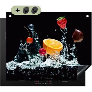 KitchenYeah® Inductie beschermer 65x55 cm - Watersplash - Fruit - Zwart - Kookplaataccessoires - Afdekplaat voor kookplaat & Spatscherm achterwand - Inductiebeschermer - Inductiemat - Inductieplaat mat - Keuken decoratie