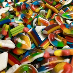 Regenboog snoep mix - 500 gram - Snoeppot - Zoet - Lente - Zomer - lgbtq - Gay pride - Jake - Damel - Haribo