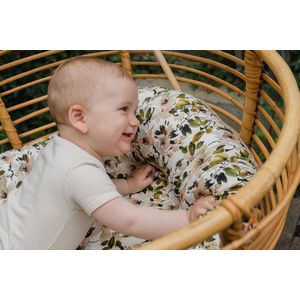 Babynestje - 110 x 75 cm - Babyshower - Appelbloesem Groen