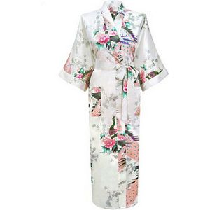 KIMU® Kimono Wit 3/4 - Maat S-M - Yukata Satijn Onder de Knie - Driekwarts Witte Ochtendjas Japanse Kamerjas Sexy Satijnen Badjas Geisha Japan Pauwen Festival