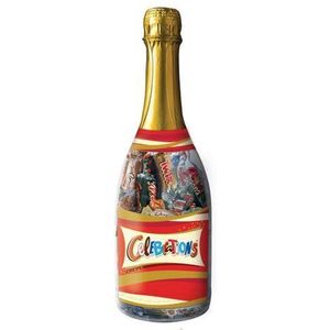 Celebrations Cadeau fles chocolade - 312 gram