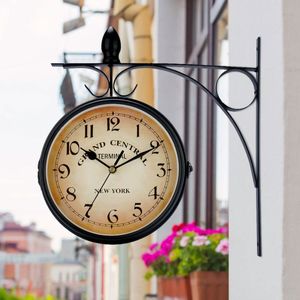 Dubbelzijdige stationsklok, vintage retro-stijl klok, weerbestendige stationsklok, ronde hangklok voor in de tuin, smeedijzeren metalen wandklokken voor buiten, stille kwartsklok, wandklok voor buiten, decoratief 33 x 31 cm