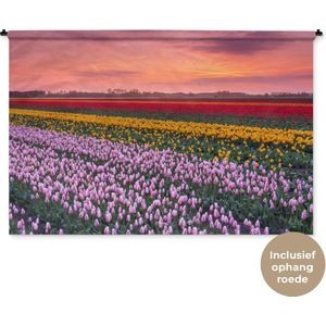Wandkleed Landschappen Nederland - Paarse tulpen in Nederland Wandkleed katoen 180x120 cm - Wandtapijt met foto XXL / Groot formaat!