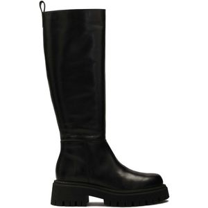 Minimalist black boots on a thick sole