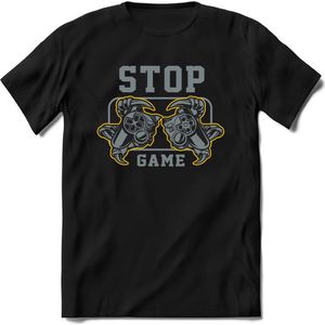 Stop and game | Gaming kado T-Shirt heren - dames | Staal-Geel | Perfect game pc cadeau shirt | Grappige console spreuken - zinnen - teksten Maat L
